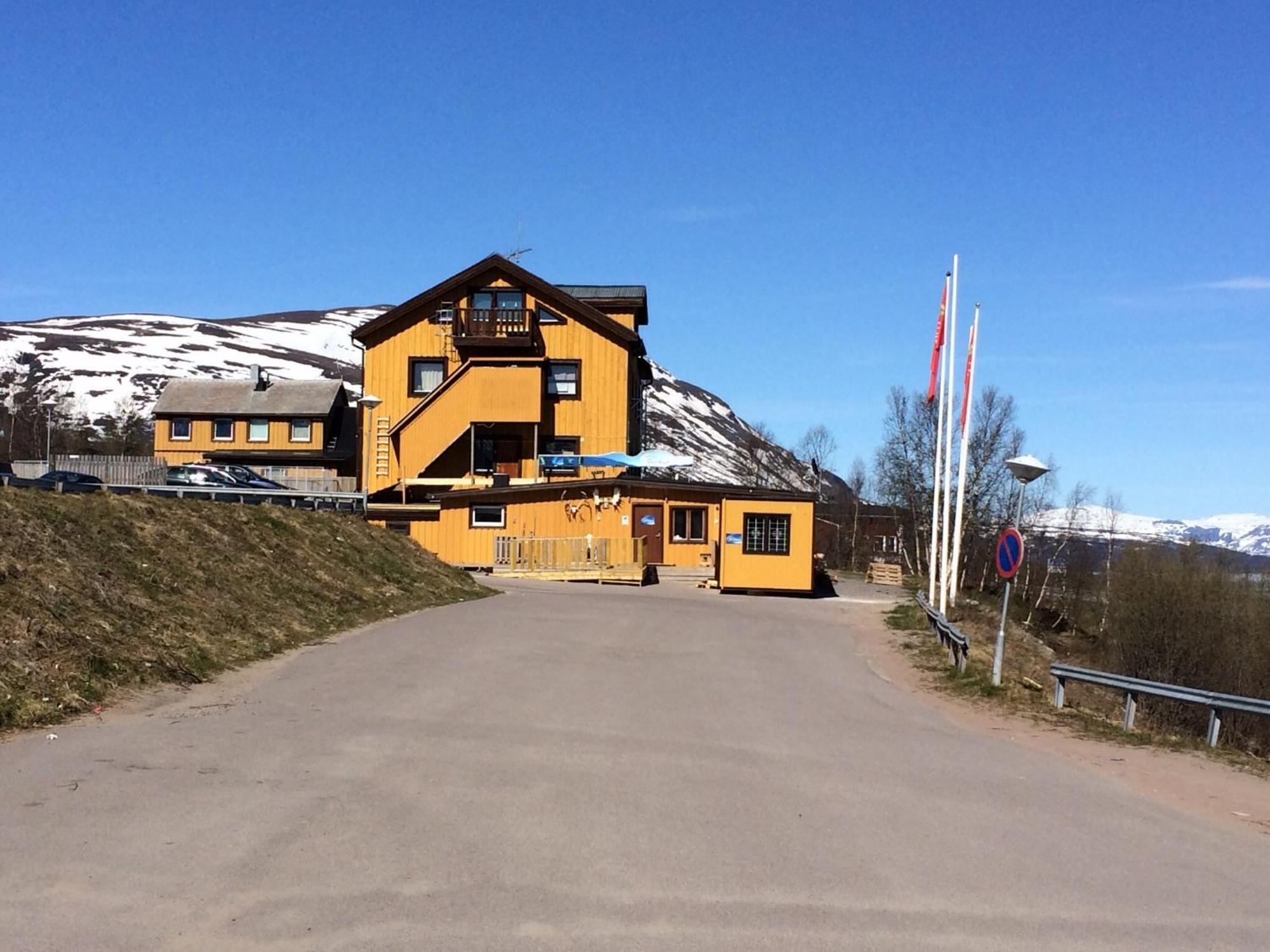 Abisko Guesthouse & Activities מראה חיצוני תמונה